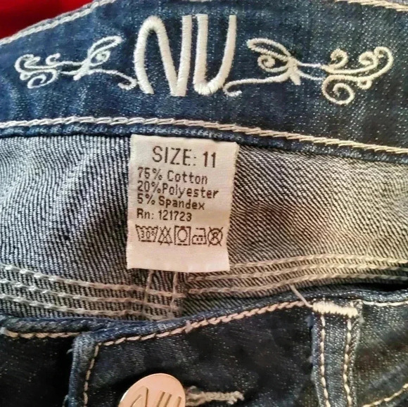 NV Jeans 11 - Picture 3 of 3
